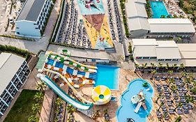 Caretta Paradise Resort & Waterpark